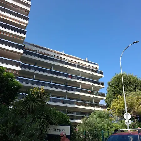 Les Mimosas Antibes