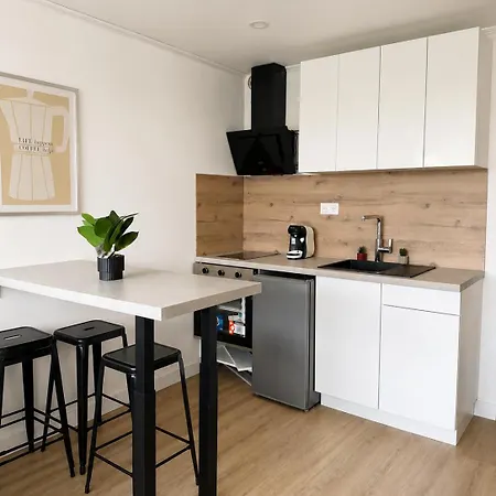 Les Mimosas Apartment